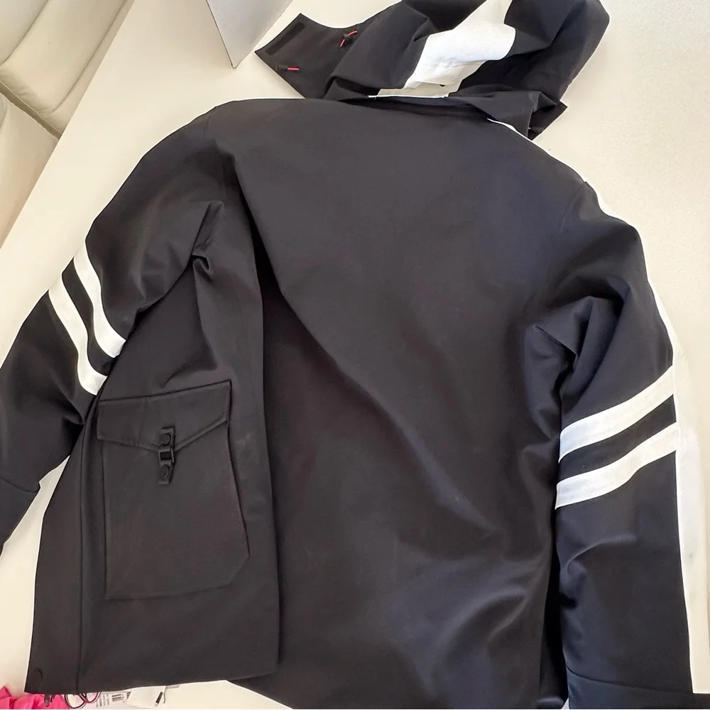 Perfect Moment Black and White Chevron Ski Jacket - Picture 12 of 16